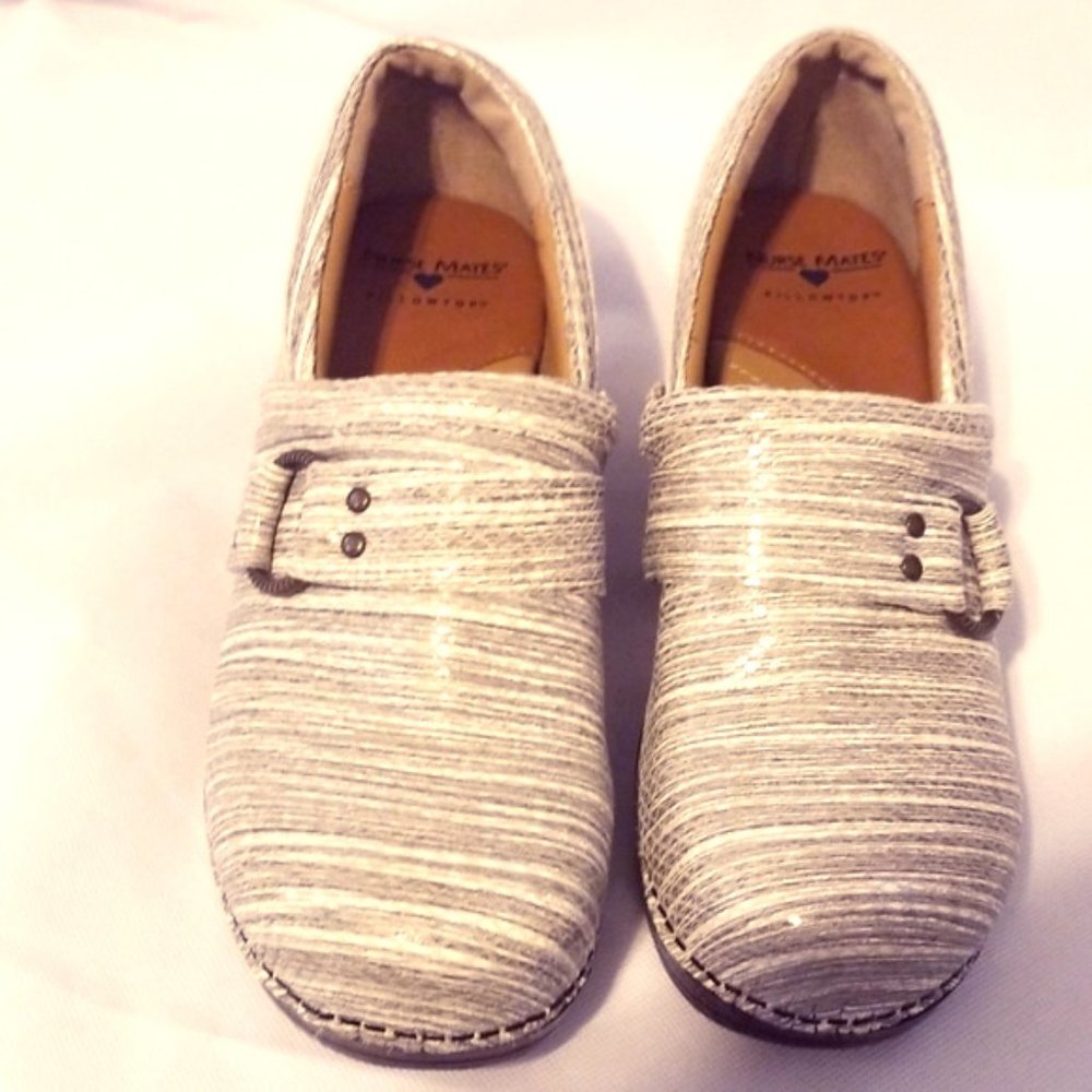 Nurse Mate Clogs, 9M, Leather, gray, white, tan
